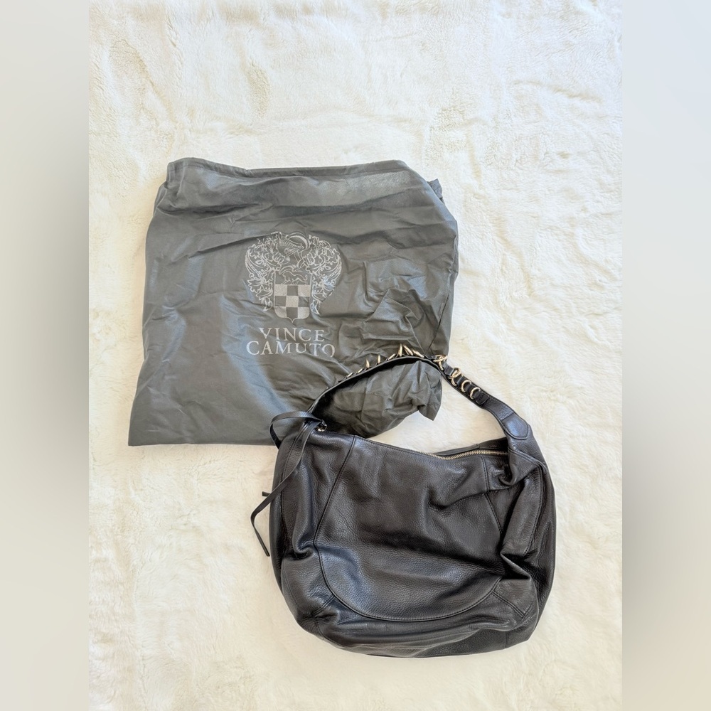 VINCE CAMUTO Cayle Pebble Leather Gold Ring Hobo Bag Black